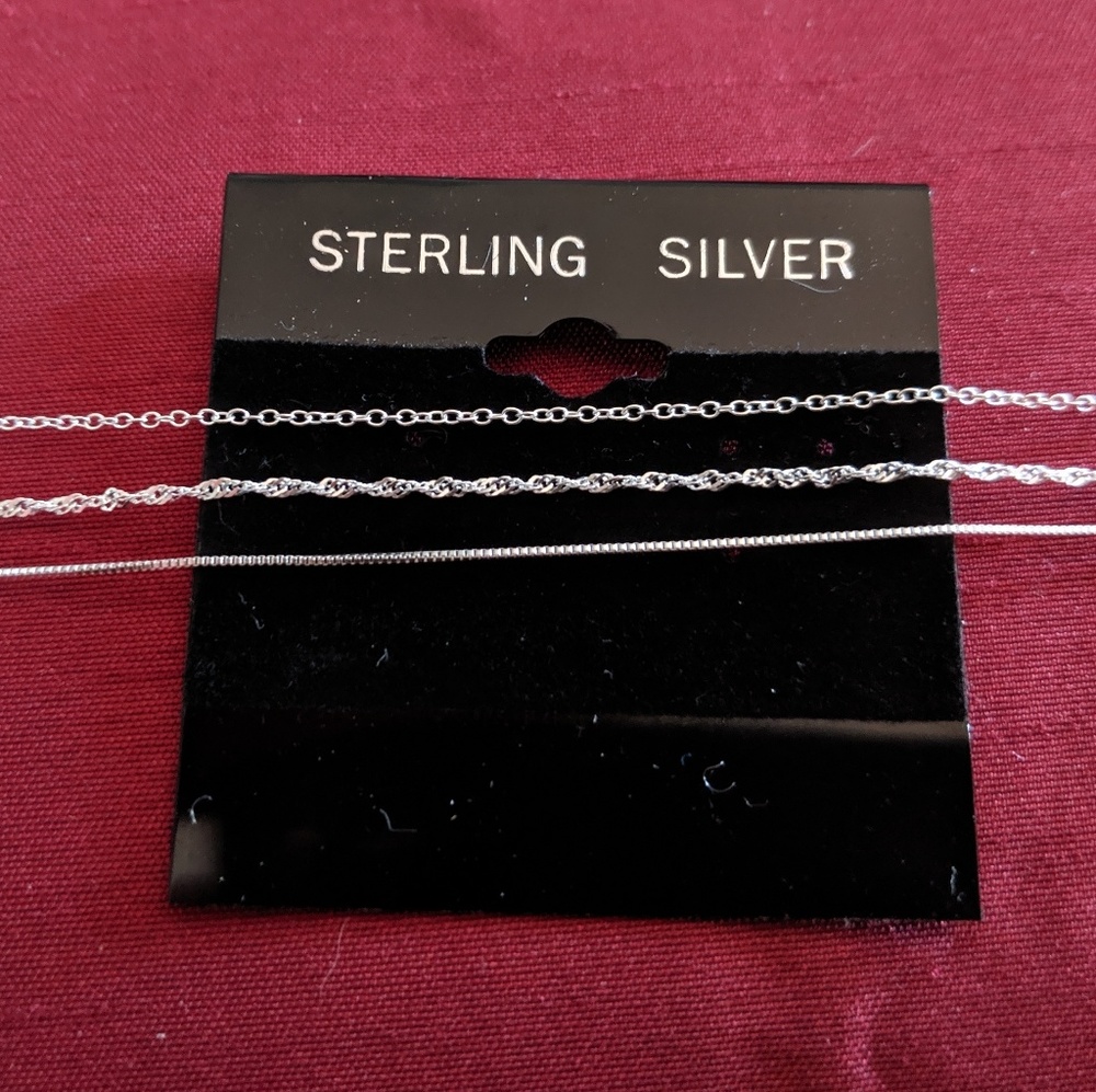 Three Stone Silver Heart Necklace - Picture 6 of 7